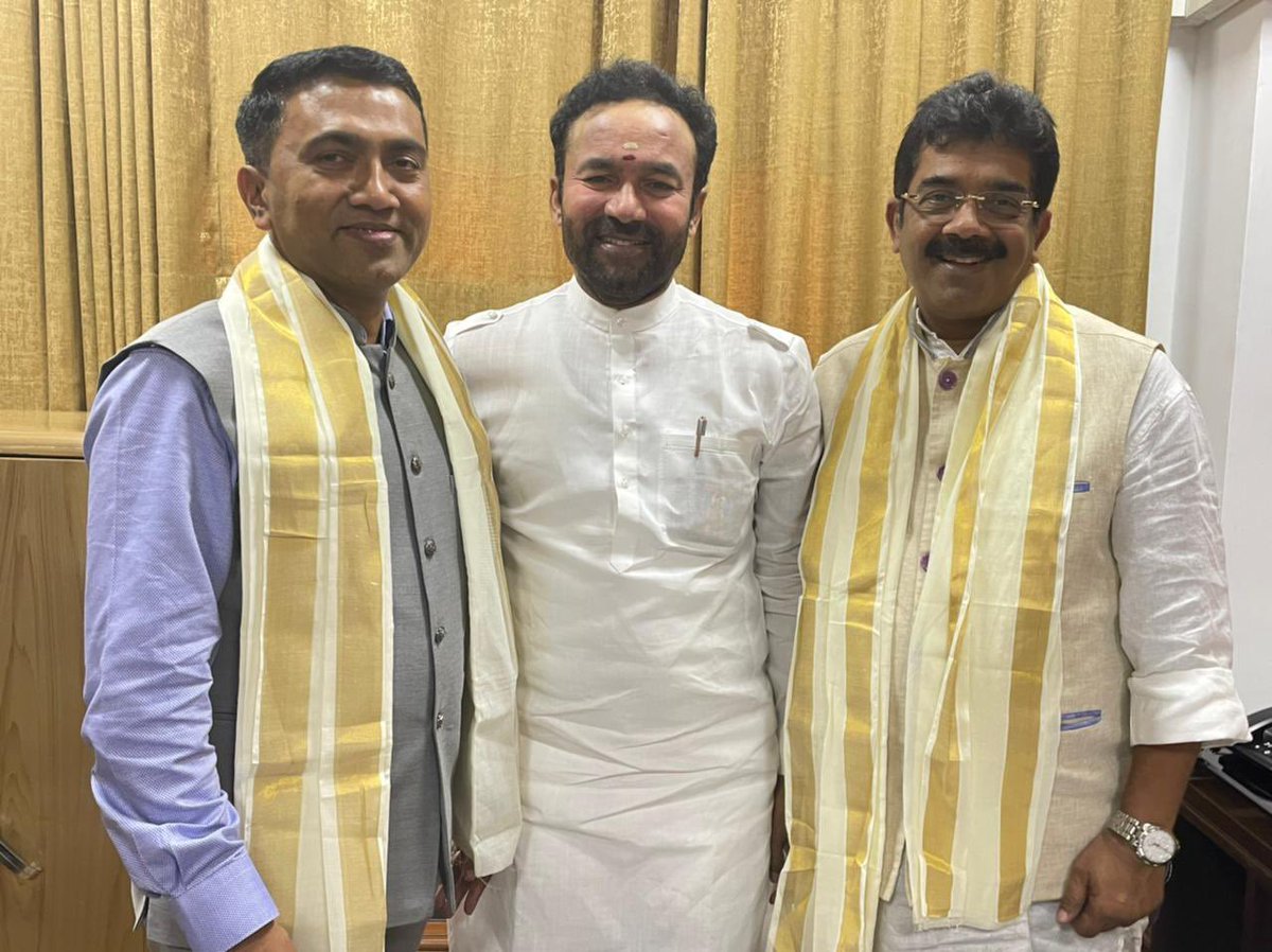 kishanreddybjp's tweet photo. Hon’ble CM of Goa Sh @DrPramodPSawant & @BJP4Goa President Sh @ShetSadanand paid a courtesy visit today, at Parliament.
Congratulated both on the emphatic victory in the recently held #GoaElections2022 . https://t.co/K6hR9UxSBE