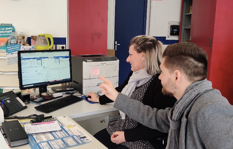 <a href="/Hugo__Collier/">Hugo Collier</a> avec Coralie à l'agence Dieu-Dumont à Solre le château ! Au programme, rendez-vous clients, démarche commerciale et <a href="/SalesforceFR/">Salesforce France</a> 
#CDAvecVous