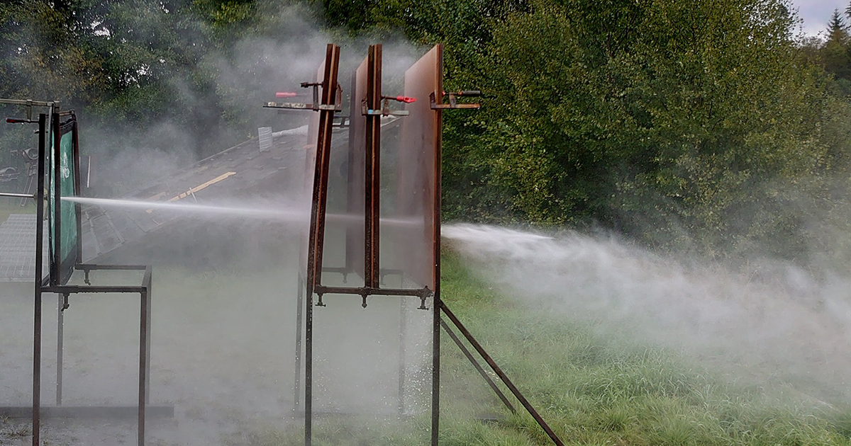 ColdCutSystems's tweet photo. Using water to extinguish fires is nothing new. But over the years, different additives have become popular. Cobra extinguishes effectively with just water, reducing the need for additives. https://t.co/K8n4F4XX7B #coldcutcobra #coldcutacademy #UHPL https://t.co/8kef3NVoNb
