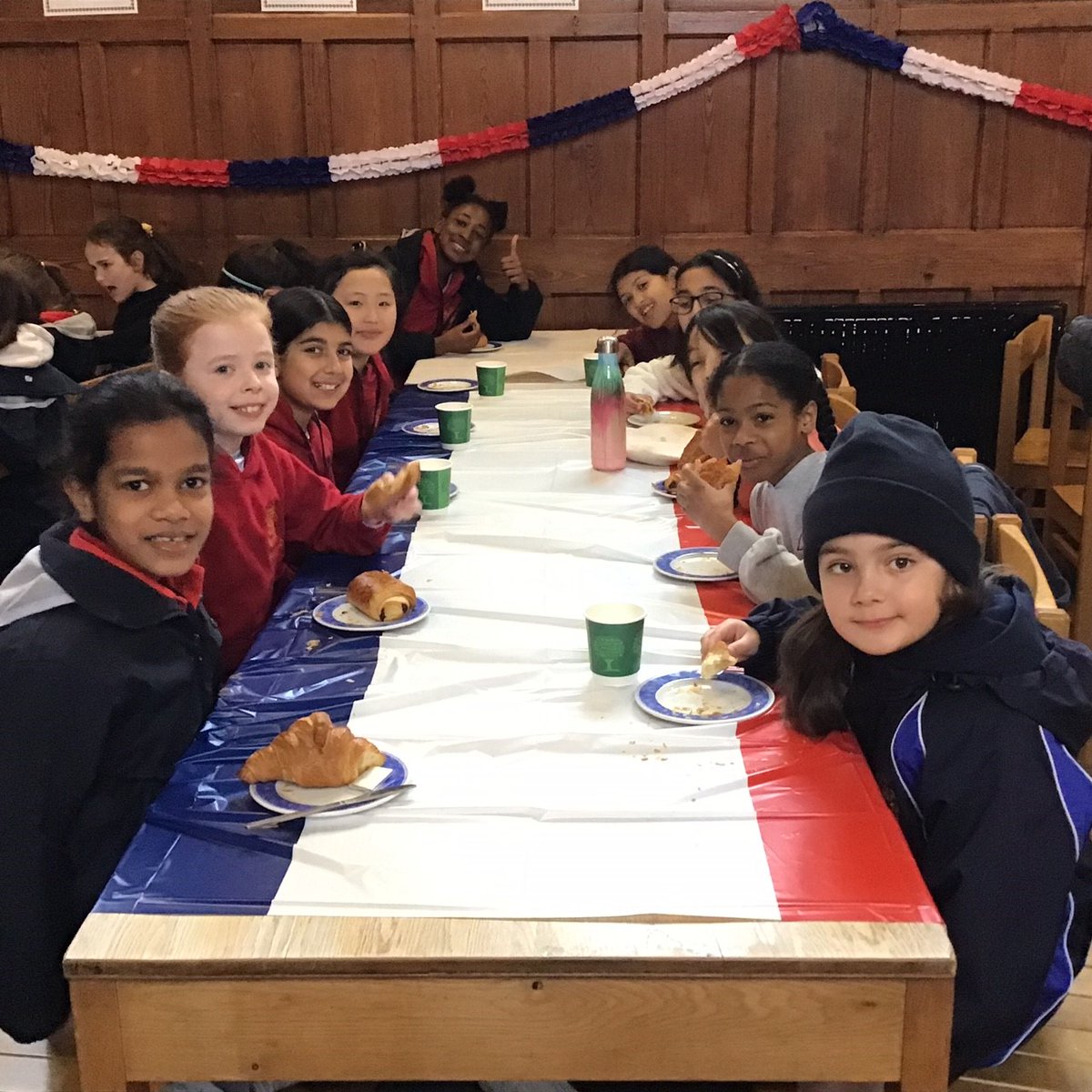 BancroftsPrep's tweet photo. Today is Modern Foreign Languages Day @BancroftsPrep.  Croissants for breakfast, a German story teller, a French play from @OnattiProdsLtd and lots of chances to practise speaking a MFL. https://t.co/As70Oshyxc