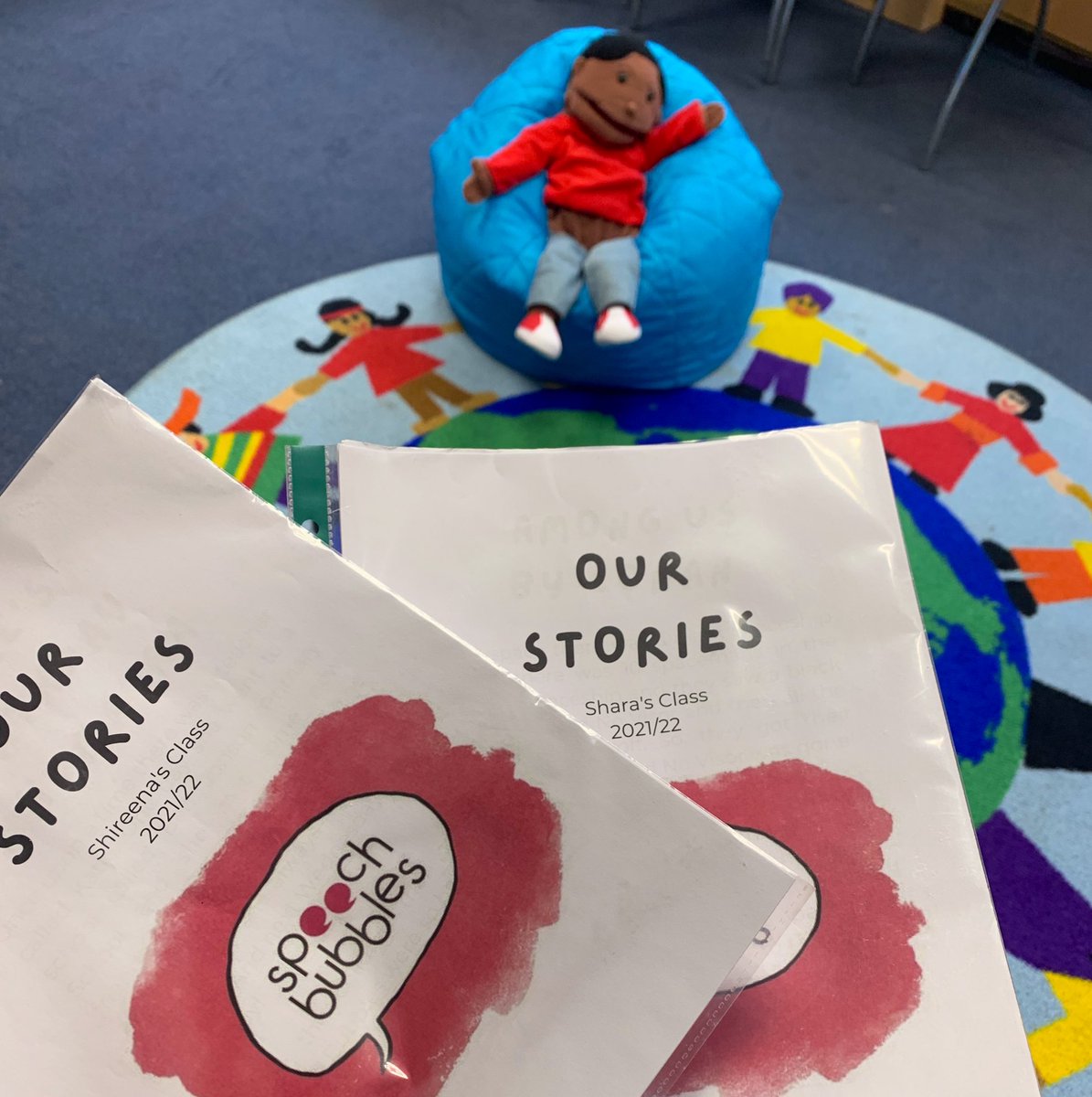 Katie_Greenall's tweet photo. Just finished my last @SpeechBubbles20 session at @BenJonsonSchool 🥲 After 2 wonderful terms I am a little sad to say goodbye to my new friends but reflecting on how powerful &amp; wonderful having the space to tell our own stories- at any age- can be. Thank you @HalfMoonTheatre! https://t.co/bEaV1dxika