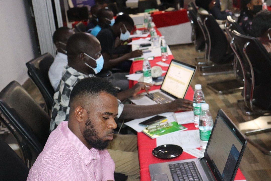 NHRCGambia's tweet photo. Respect for #HumanRights is fundamental to free, fair and credible #Elections. Today @NHRCGambia starts a 3-Day training for partners and the media on monitoring human rights in the context of elections.
#Humanrights4democracy
#LetJusticeGuideOurActions! https://t.co/FQOUHUg7ah