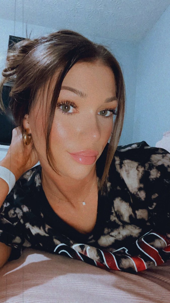 brytxoxo's tweet photo. posting these a lil late, don’t mind me https://t.co/nMYKJ91CfK