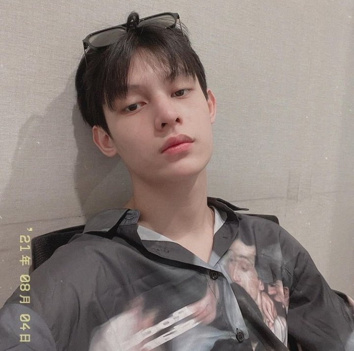 ◠◡◠ (@dolltraineea) on Twitter photo 