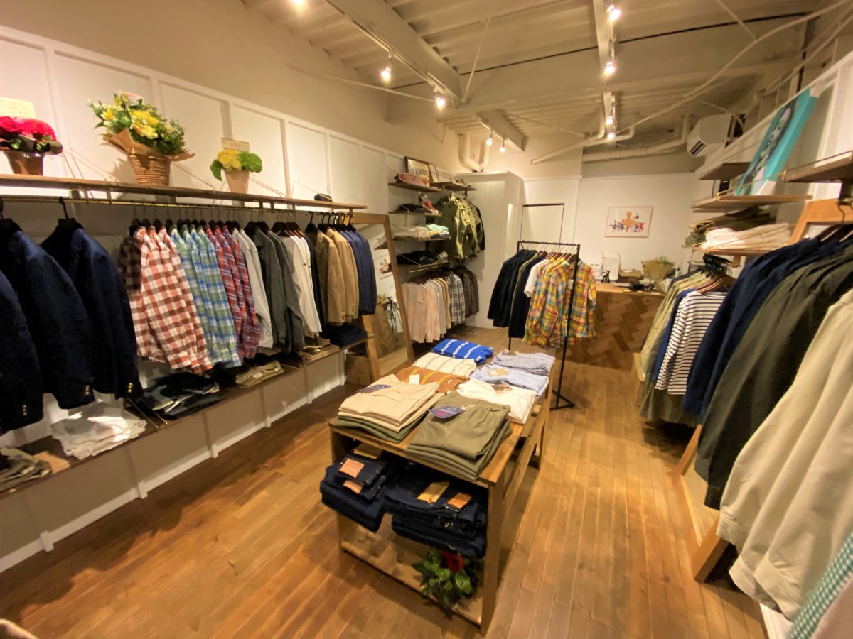 hamamatsukeizai's tweet photo. 浜松・佐鳴台にアメリカントラッドのセレクトショップ 湘南出身の店主が浜松に移住し開店

メンズファッションのセレクトショップ「CITRON」が3月15日、オープンした。

詳しくこちら
https://t.co/iUkWN2vroz

#CITRON #シトロン #アメリカントラッド #アイビー  #WORKERS #DCWHITE #SOUTIENCOL https://t.co/mwv4Q2clYf