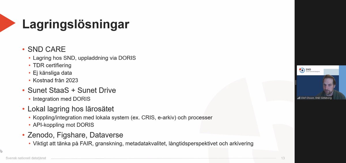 sndSweden's tweet photo. PÄ #SNDnÀtverkets trÀff berÀttade Olof Olsson @borsna om tekniska lösningar och underhÄll. I dagslÀget finns ett flertal olika system för #lagring av #forskningsdata, varav flera Àr integrerade pÄ olika sÀtt med @sndSweden #forskningsdatakatalog.
#OpenScience #öppenvetenskap https://t.co/EFhIzbAVzc