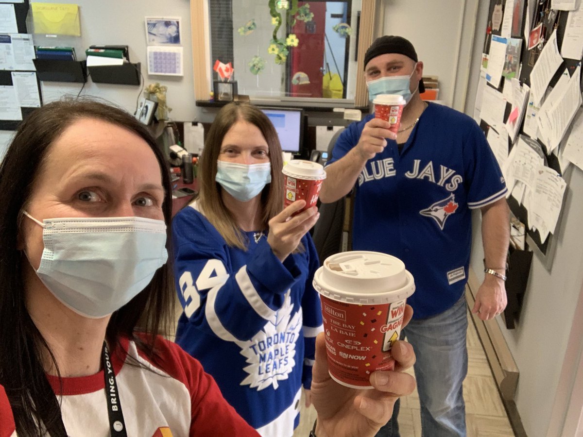 HREschool's tweet photo. Thank you for the treat today Tim Hortons Bay Roberts. Appreciated it today! We ❤️ #timsforgood @TimsHortons @NLESDCA @NLTeachersAssoc https://t.co/Sw4VkqpFOd