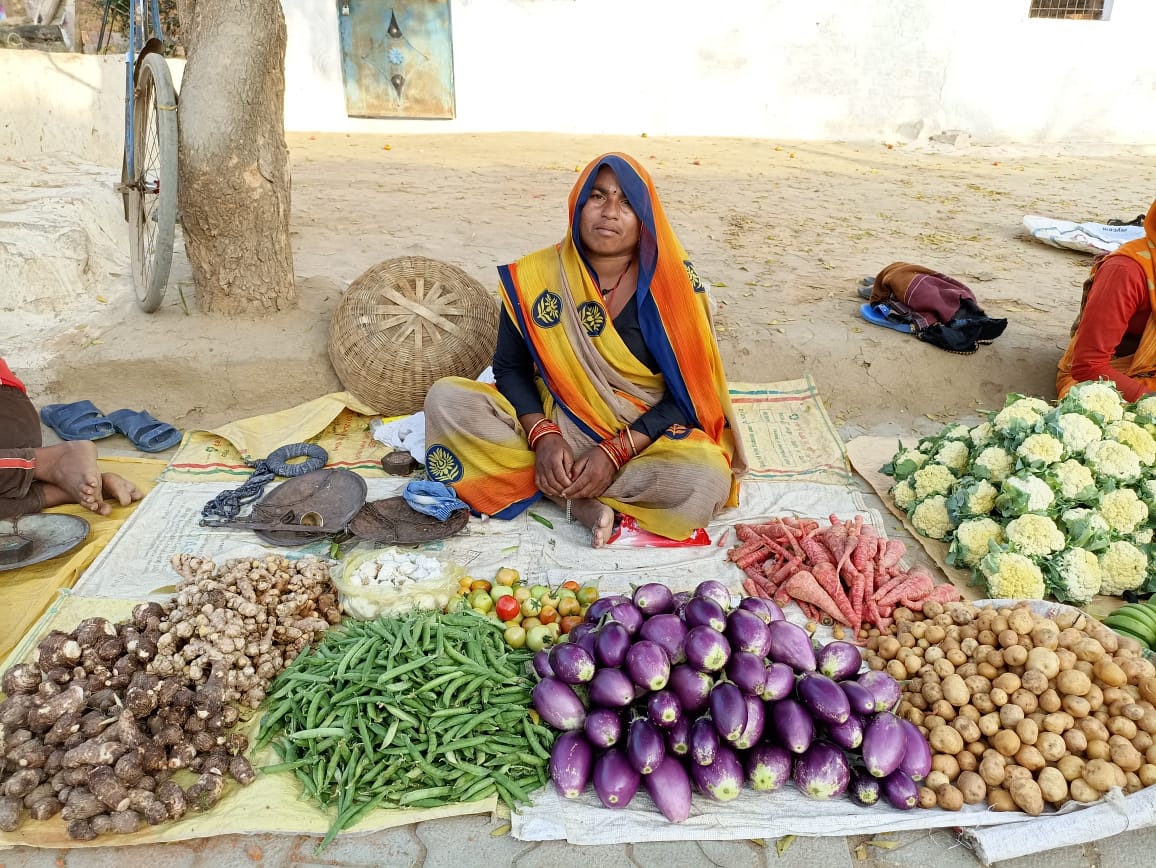 Women collectives are producing and selling organic vegetables and getting regular income out of it. <a href="/ActionAidIndia/">ActionAid Association</a> with the support from <a href="/FundlaCaixa/">Fundación ”la Caixa”</a> have provided inputs and training support and linked them with the market in Lalitpur district. @DMLalitpur <a href="/ChiefSecyUP/">S.P. Goyal, Chief Secretary, GoUP</a>