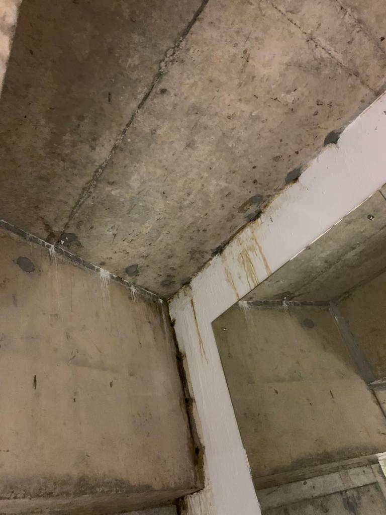 ConcreteMps's tweet photo. MPS Site Technicians Andrew Horton and Rob Sheddock have been working on a resin injection inside a gym based in Birmingham. Find out more about MPS and our Concrete Injection service here: https://t.co/RRbtuCawnG
#waterproofing #concrete #conreteinjection #resininjection https://t.co/8vee5vmNim