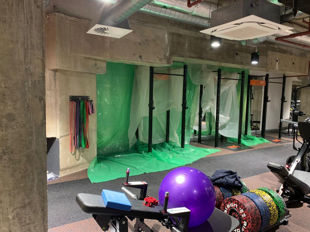 ConcreteMps's tweet photo. MPS Site Technicians Andrew Horton and Rob Sheddock have been working on a resin injection inside a gym based in Birmingham. Find out more about MPS and our Concrete Injection service here: https://t.co/RRbtuCawnG
#waterproofing #concrete #conreteinjection #resininjection https://t.co/8vee5vmNim