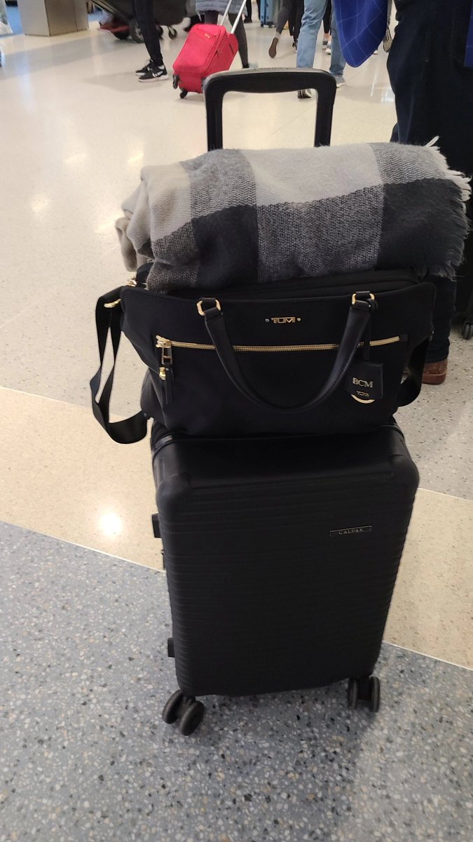 My airport equipment has elevated significantly over the years. Even feel like a grown up not having to wear sweats anymore 😜
Always love the ease of my home base <a href="/DFWAirport/">DFW Airport</a>
