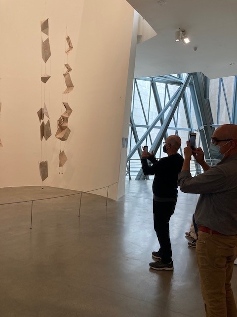 BCIN95's tweet photo. Reinstal·lada al #BCIN l’obra #ORIGAMI d'Aurèlia Muñoz, després de l’exposició "Mujeres de la abstracción" al Museo Guggenheim Bilbao  amb la col·laboració del Centre Pompidou,París. S'ha donat veu a més d’un centenar de creadores internacionals invisibilitzades durant dècades https://t.co/lizsuHy0Uz