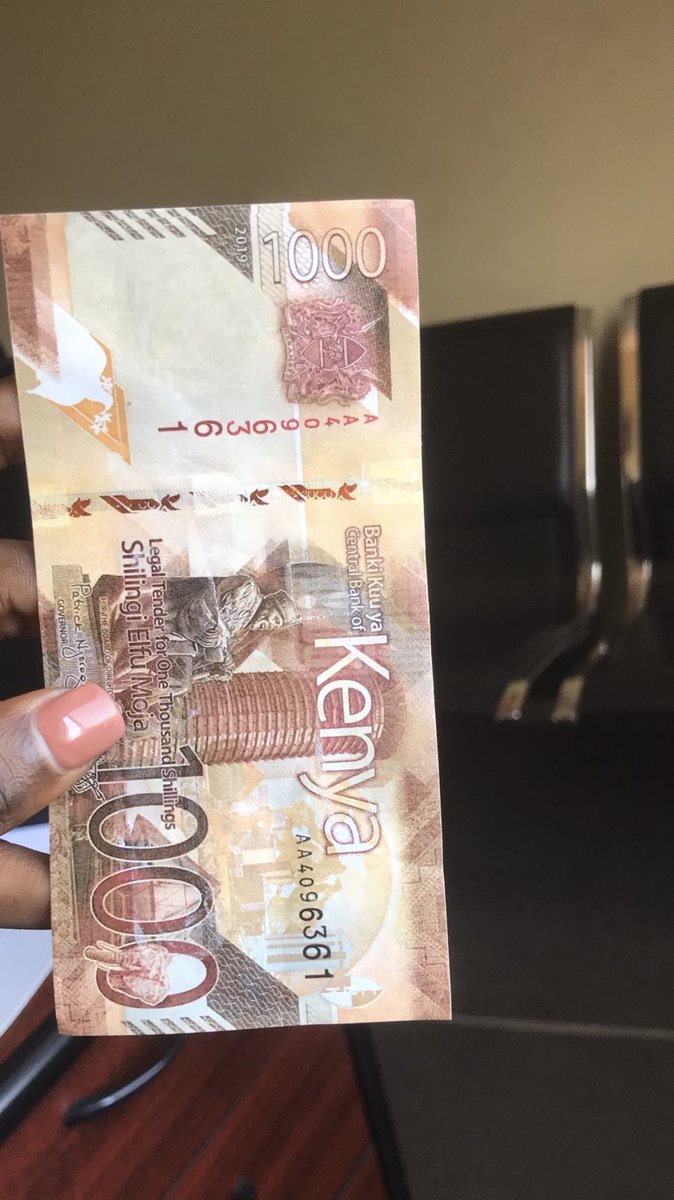 Mschana wa mpesa amepewa 50k fake cash na customer to deposit she didn’t know it was fake .