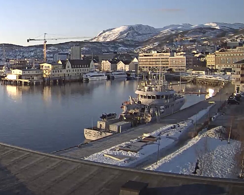 WarshipCam's tweet photo. Royal Norwegian Navy Reine-class patrol boat HNoMS Magnus Lagabote (A537) in Harstad, Norway - March 16, 2022 #hnomsmagnuslagabote #a537 https://t.co/Kta99ex8ub