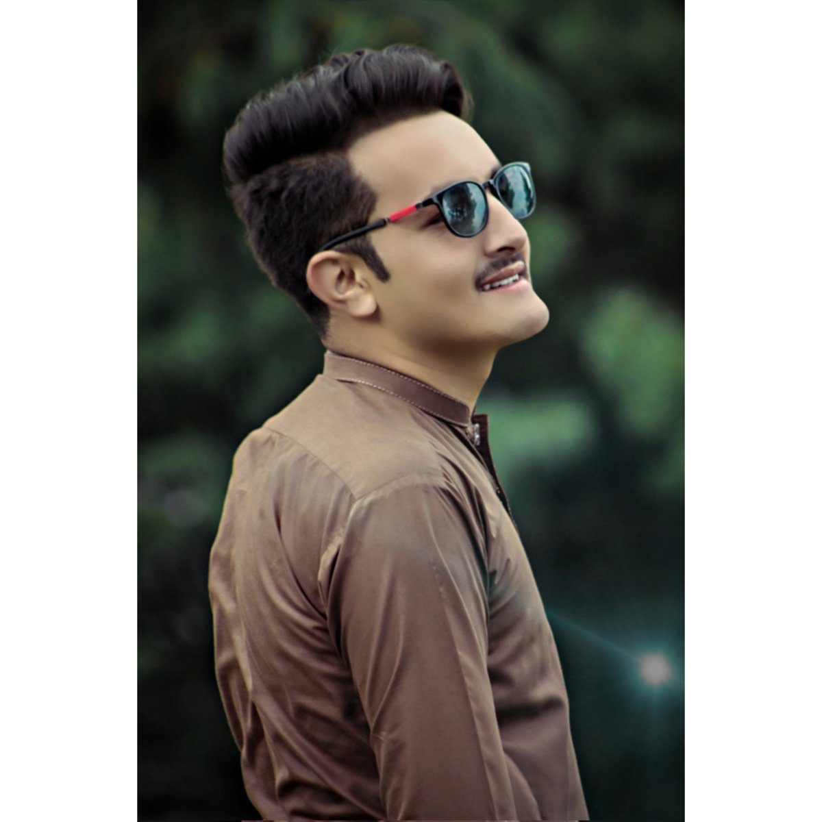 KhAnxUbAid1's tweet photo. #NewProfilePic https://t.co/sCHeRvti0d
