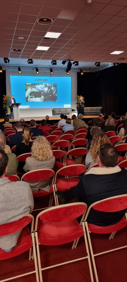 Retour en images sur la journée " Si on parlait tourisme ?" organisée à <a href="/auxerrexpo/">Auxerrexpo</a> 
Une journée d'échanges entre les acteurs du tourisme.
Un grand merci à l'ensemble des intervenants qui se sont prêtés avec succès aux séances de "speed speech" 👏
#auxerroistourisme