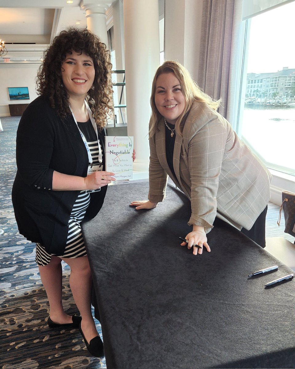ALTAonline's tweet photo. #ALTASPRINGBOARD attendees received a copy of @megmyersmorgan book, "Everything is Negotiable," and she even stayed to sign them and answer questions!
If you couldn't attend the #WomeninTitle Breakfast, look for the title at your favorite bookstore!
#RealEstate #insurance #events https://t.co/QCV5lP5RG1
