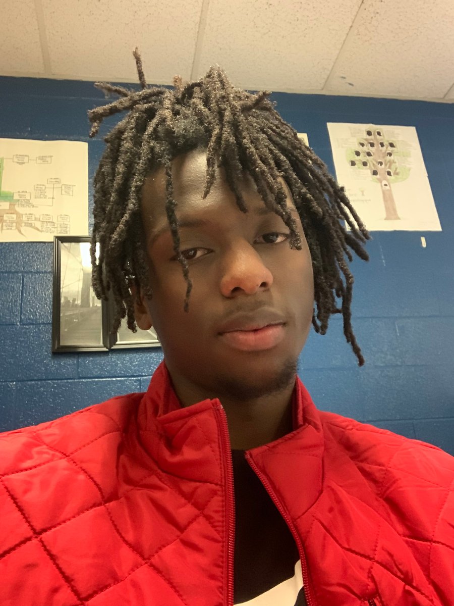 LaVergne High student self-publishes book 

Chris Steadman entertains readers with exciting, fast-paced story 

rcschools.net/apps/news/arti…