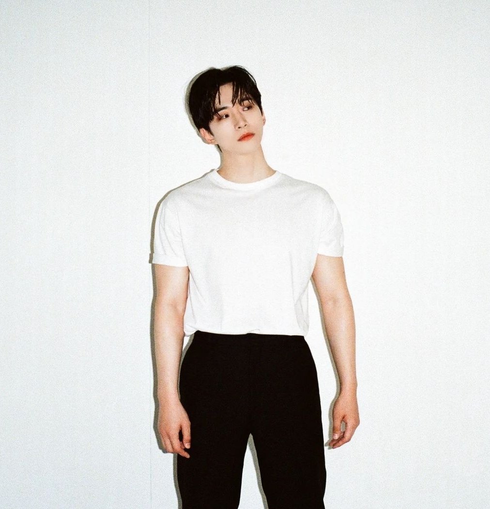 nuneothinker's tweet photo. #2PM #투피엠 #JUNHO #준호 #이준호 #ジュノ https://t.co/HXrrWexyne