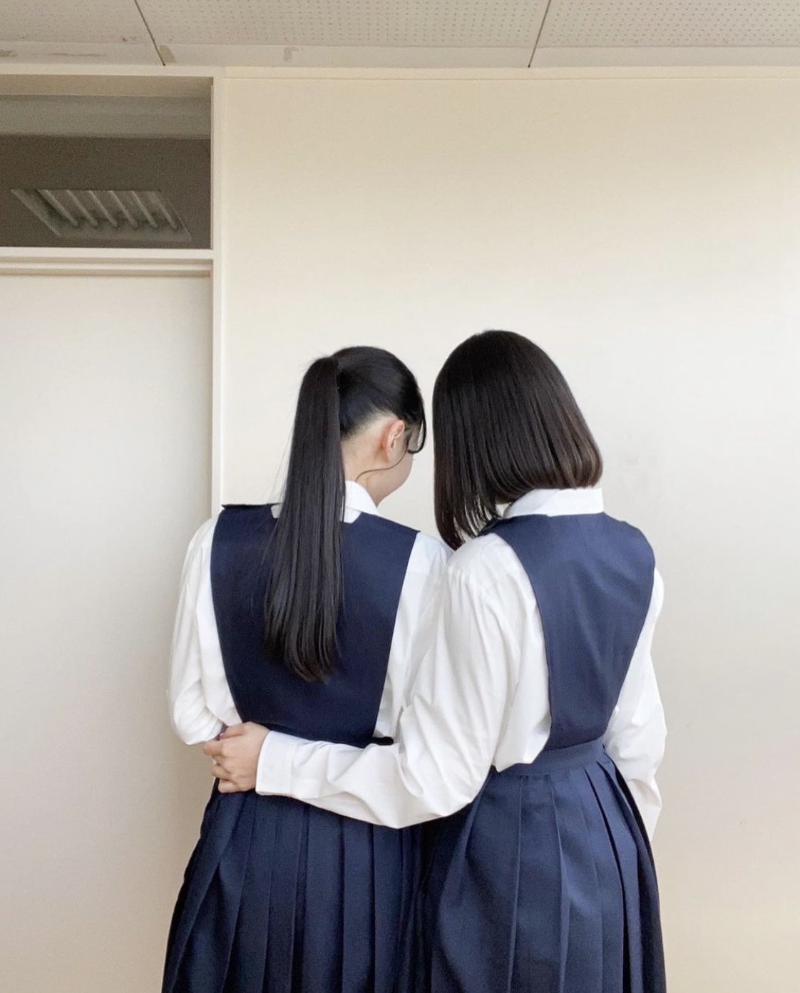 にな この後ろ姿には声かけれないよね T Co 0johkpyasq Twitter