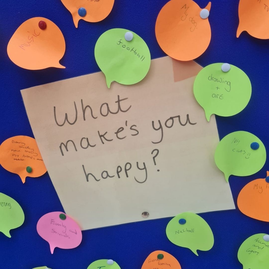 Thanks to Hereford Academy today for hosting The Strong Young Minds Team who were talking to students about what makes them happy.
-
-
-
#strongyoungminds #mentalhealth #mentalhealthmatters #mentalhealthawareness #youmatter #NoMoreStigma