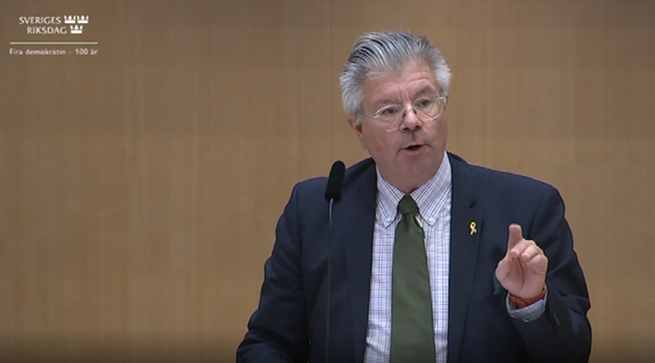 (M) utrikespolitik tweet media