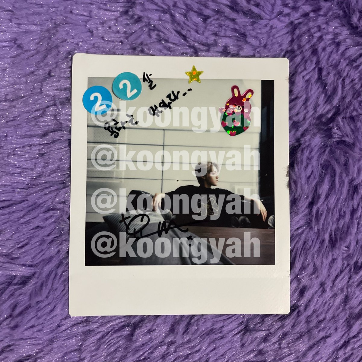 koongyah's tweet photo. [ 🌙 ] #kysales ONHAND
wts lfb ph wei 

〰️ yoo yongha signed and designed polaroid 
- during 1the9 promotions ; taken by junseo
- P4,000 (nego ok!) 
- 1 week reservation https://t.co/s1DDp3A1rJ