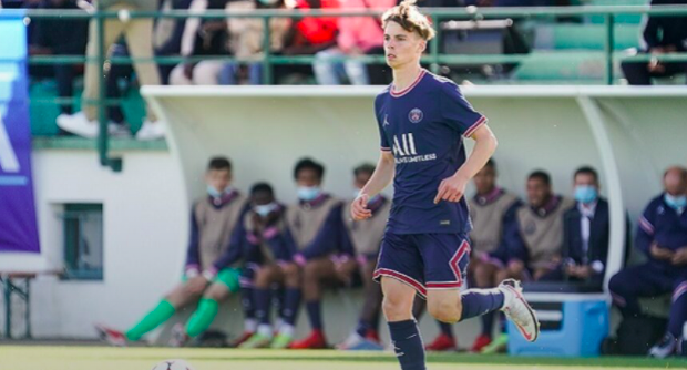 Actufoot_com's tweet photo. 🔥 Le PSG inscrit le but le plus rapide de l'histoire de la Youth League !

➡️ https://t.co/ORHko13rC3 #PSGRBL https://t.co/Y8UanQHqsT
