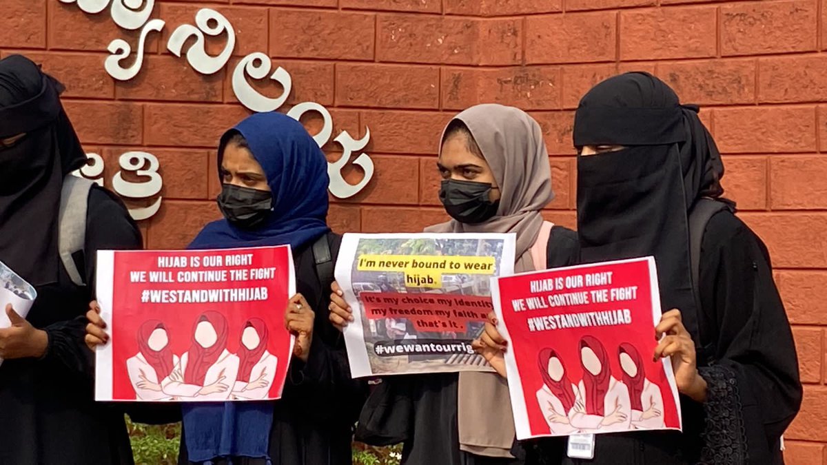 sawad_kallarpe's tweet photo. The court has issued a decree banning the hijab, which contradicts the constitution's aspirations, saying that the hijab mandated by the Quran was not compulsory in Islam.

Let this #HijabMovement arise

Make successful #KarnatakaBandh https://t.co/anfbVY0wEM