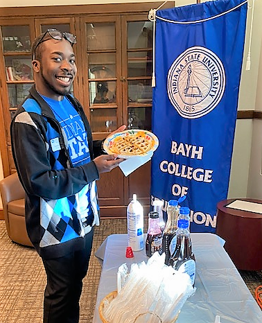 ISU_ESS (@bcoe_ess) on Twitter photo And this morning WE'RE MAKING WAFFLES! #GiveToBlue22 #GiveToBlueDay <a href="/ISU_BCOE/">Indiana State University Bayh College of Education</a> Dine-in or carryout! UH110G until 10:30 And this morning WE'RE MAKING WAFFLES! #GiveToBlue22 #GiveToBlueDay <a href="/ISU_BCOE/">Indiana State University Bayh College of Education</a> Dine-in or carryout! UH110G until 10:30