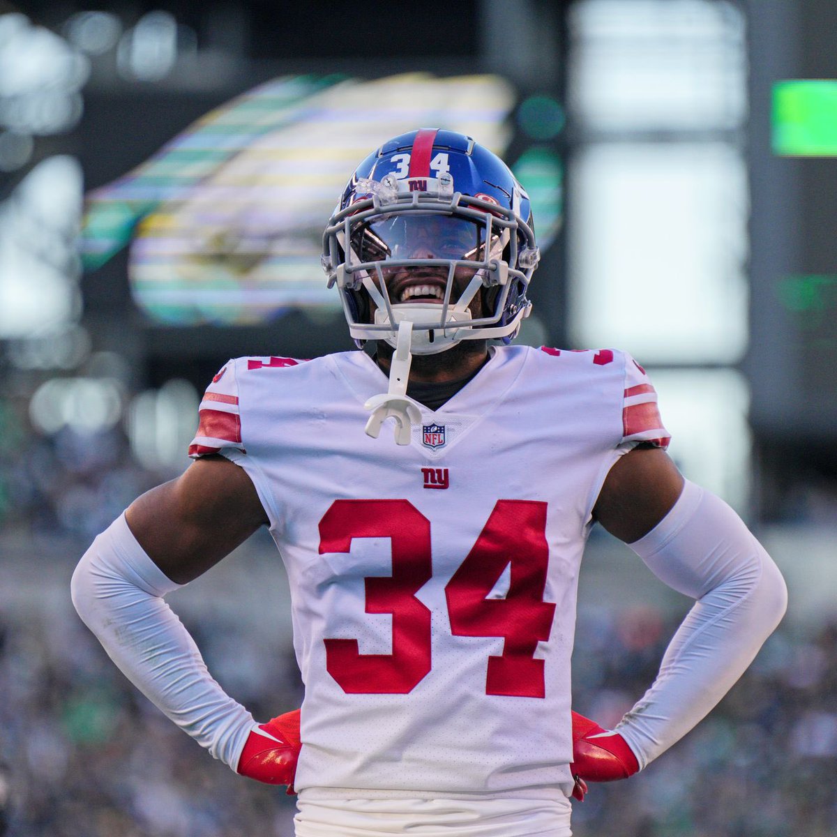 The #Giants re-sign DB <a href="/jarrenwilliams7/">jwill</a> 

one of my favorite young players who has a bright future,Welcome back ❤️