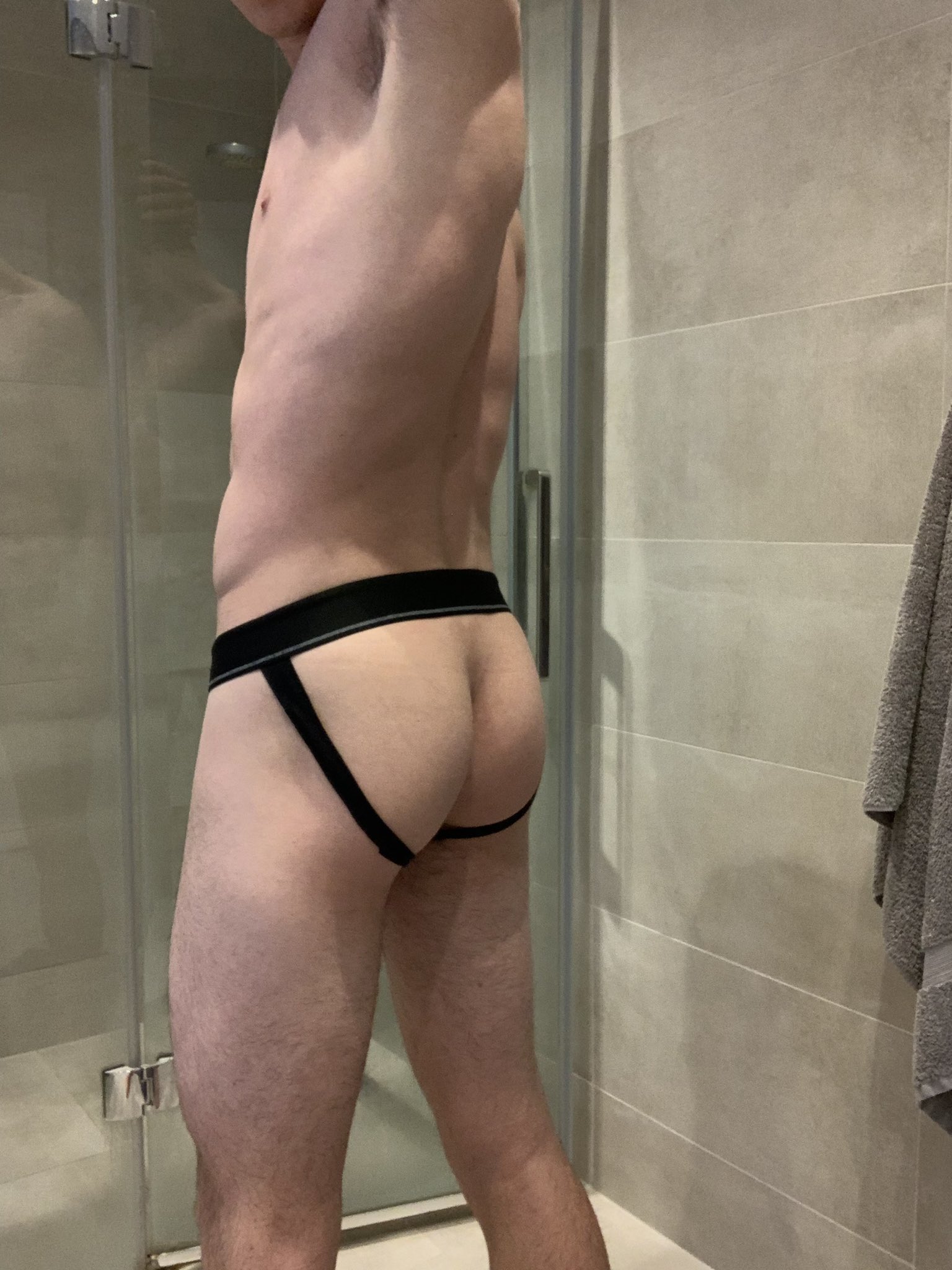 2 pic. For those who came from TikTok!

OF link in bio.

#onlyfans #horny #sext #gay #twink #nsfwtwt