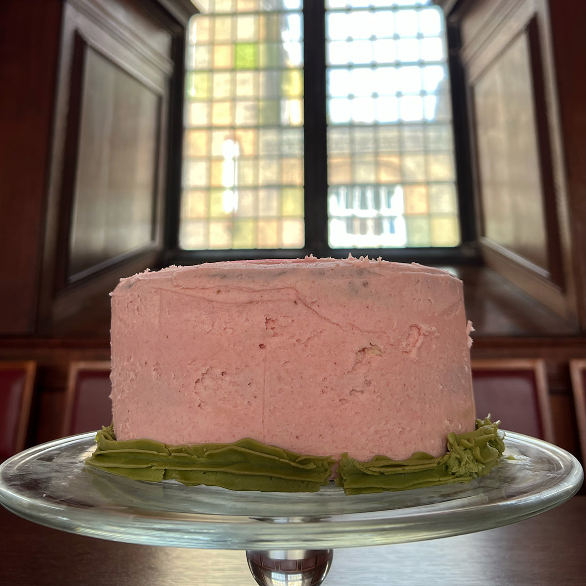 To get you in the mood for our Bake Off competition, here is a red bean and matcha cake baked by the Librarian at Pembroke College for giving day. 
Whether your cake is simple but delicious or combines unique flavours, we're excited to see what you create!
#OxCamLibs2022