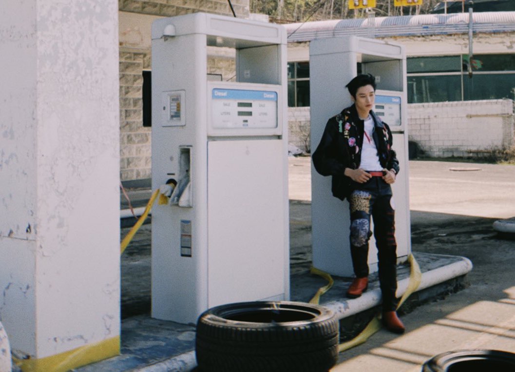 ًً (@ljydaily) on Twitter photo 