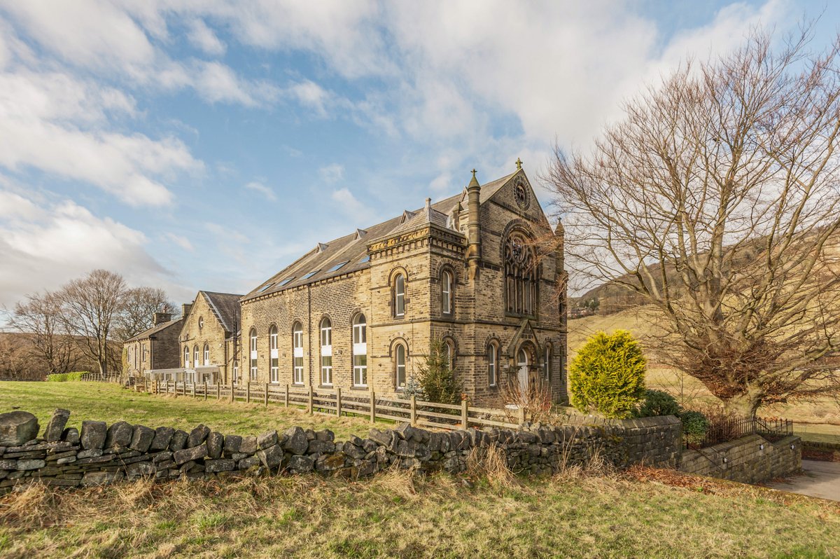 focalagent's tweet photo. Votes at the ready! It's time....✅ Help us choose the External Category winners of this month's National Property Photography Awards by voting via this link👉
https://t.co/5lTEp8Xe70
#PropertyPhotography #PhotographyAwards #FocalPro #ProPhotographer #NPPA #VoteNow https://t.co/zryA8j2etJ