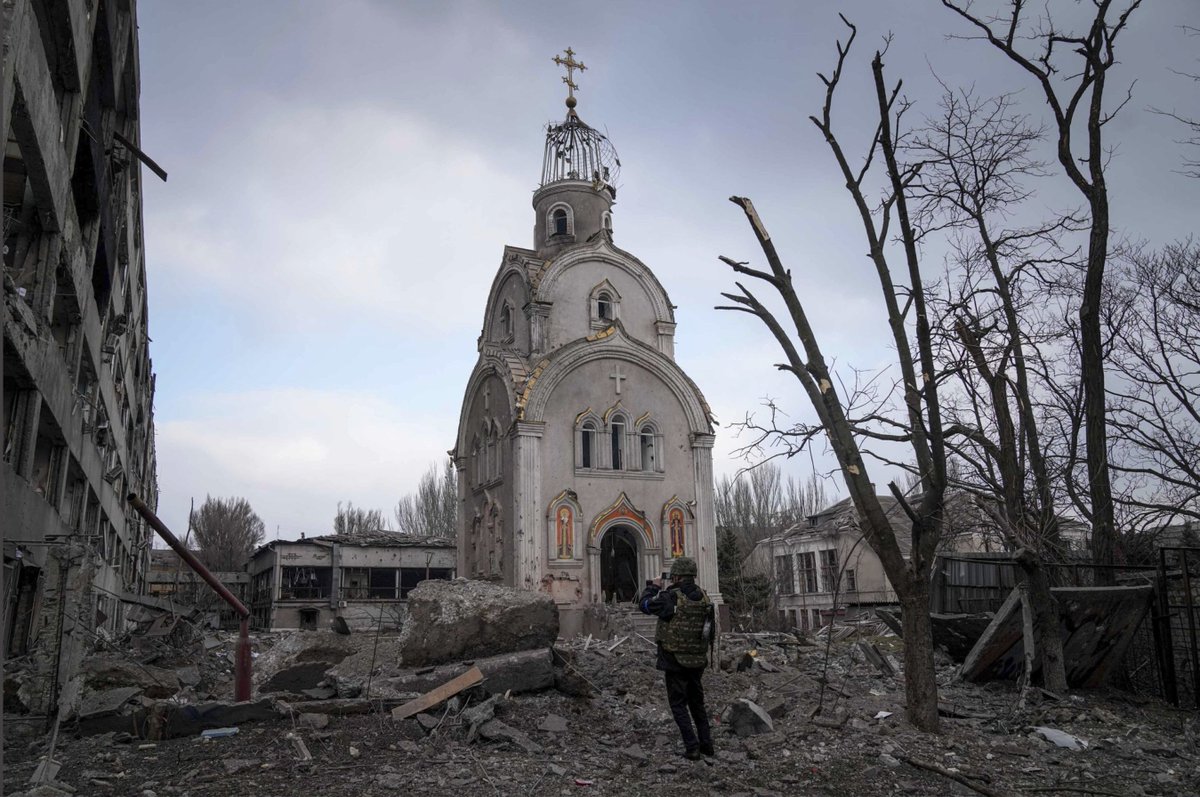 Techjournalisto's tweet image. Church in #Mariupol geo-located at 47.09528532525974, 37.5403394770583

attacked apartment building geolocated at 47.107725752906205, 37.51043360029667

#OSINTUkraine