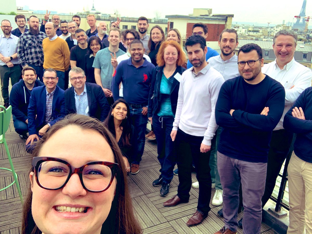 Une promotion 2022 de porteurs de projets au top 👌🏼 et très motivés au challenge #innovation @GRTgaz au @VillageCAParis !