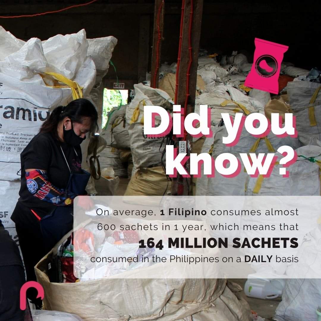 zeplaf's tweet photo. DID YOU KNOW ❓

On average, 1 Filipino consumes almost 600 sachets in 1 year, which means that 164 MILLION sachets are being consumed in the Philippines on a DAILY basis. 😲 https://t.co/aVM8LbQy7Q