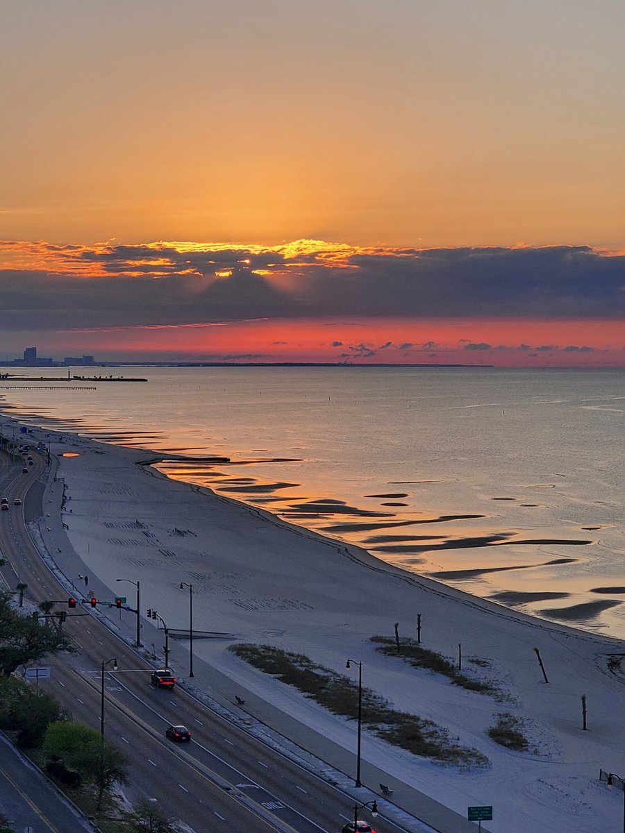 Be the peace in your days.