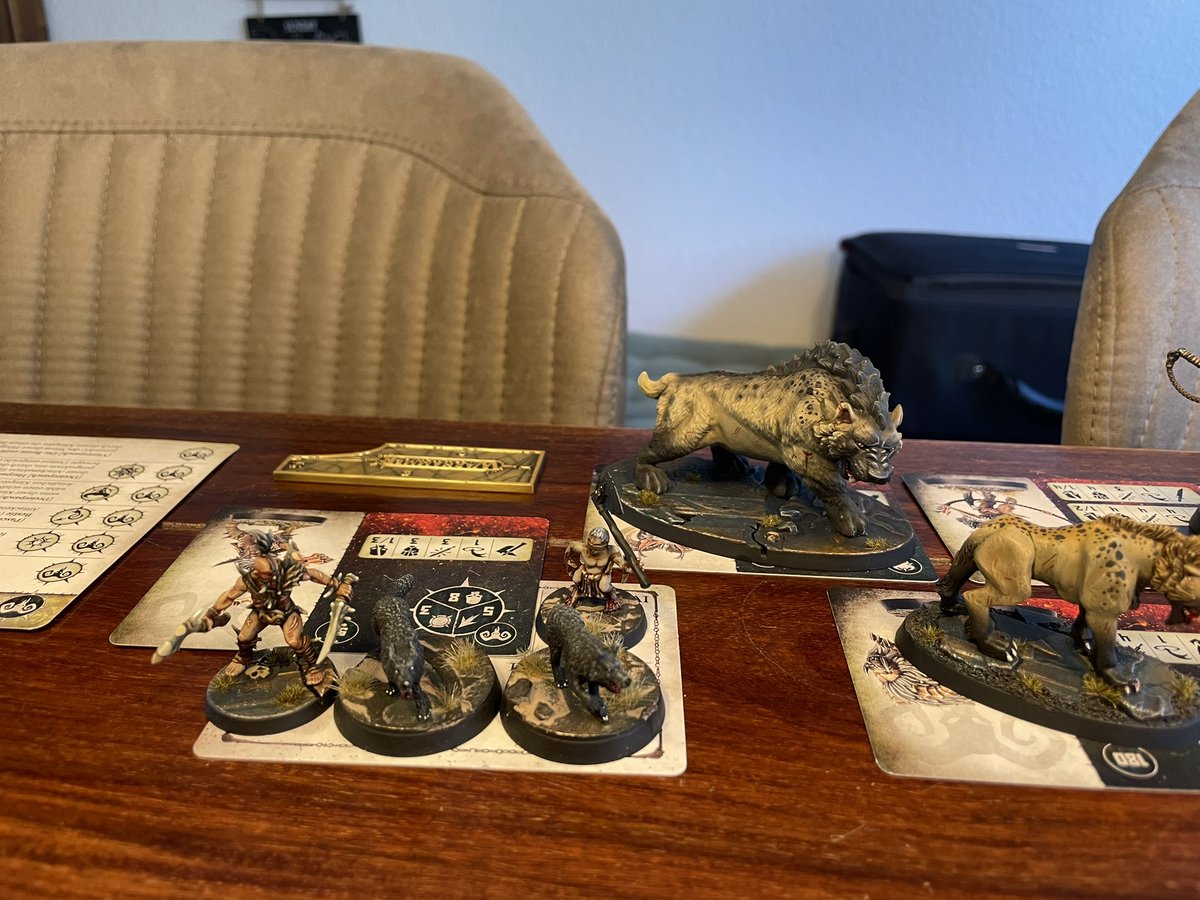 TheSimonElsen's tweet photo. Time for some Warcry action on a newly built board! @WarComTeam #warcry #WarhammerCommunity #untamedbeasts #slavestodarkness #chaos #chaoswarriors https://t.co/A8brrx5TaQ