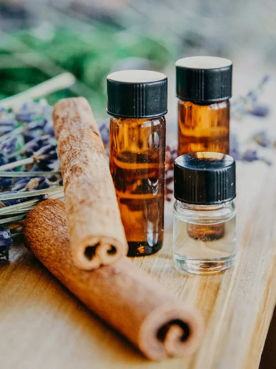 CreativeTeachi5's tweet photo. The Natural Perfumery Course from Herbal Academy. https://t.co/i16aYyK3Bv  #herbalist #onlinecourses #perfume #giftideas https://t.co/C1eo3GQIpb