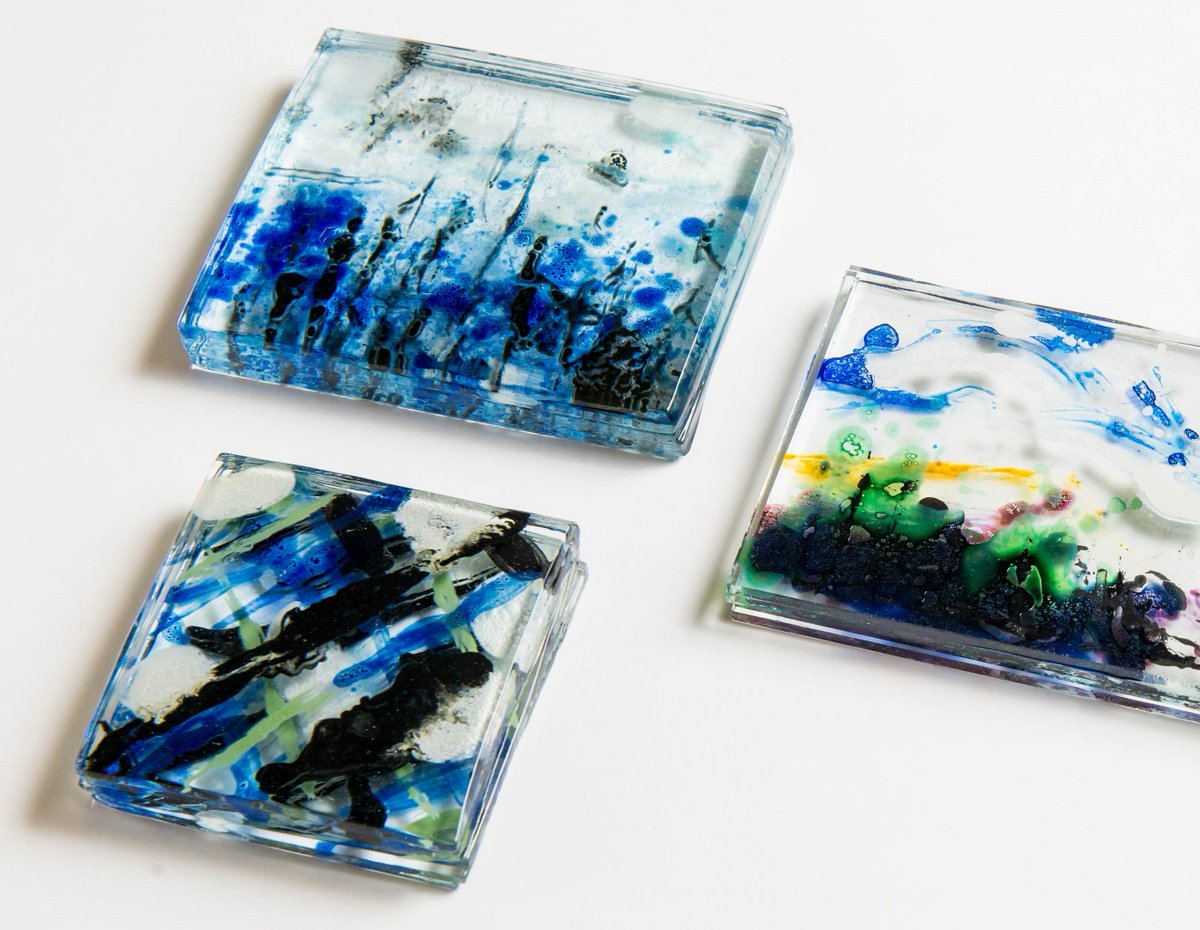 ComEdLewisham's tweet photo. Make a glass coaster on a one day workshop on 29 March in central #lewisham This course is a great introduction to #glasswork and you'll have completed a unique piece by the end of the session.

Find out more at: https://t.co/aJuzLqEM8k https://t.co/Itwvz8jexL