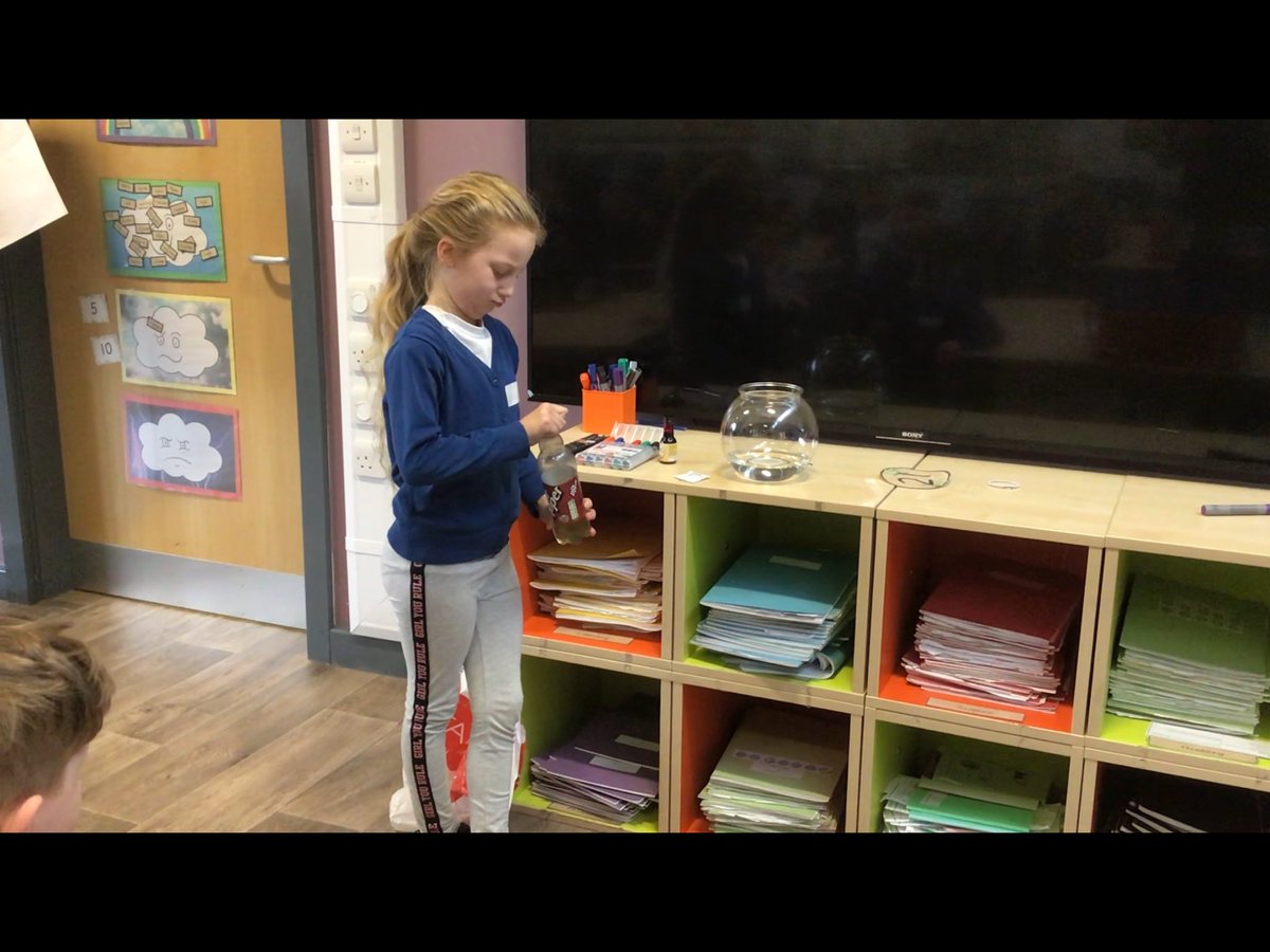 Kay Webb tweet media