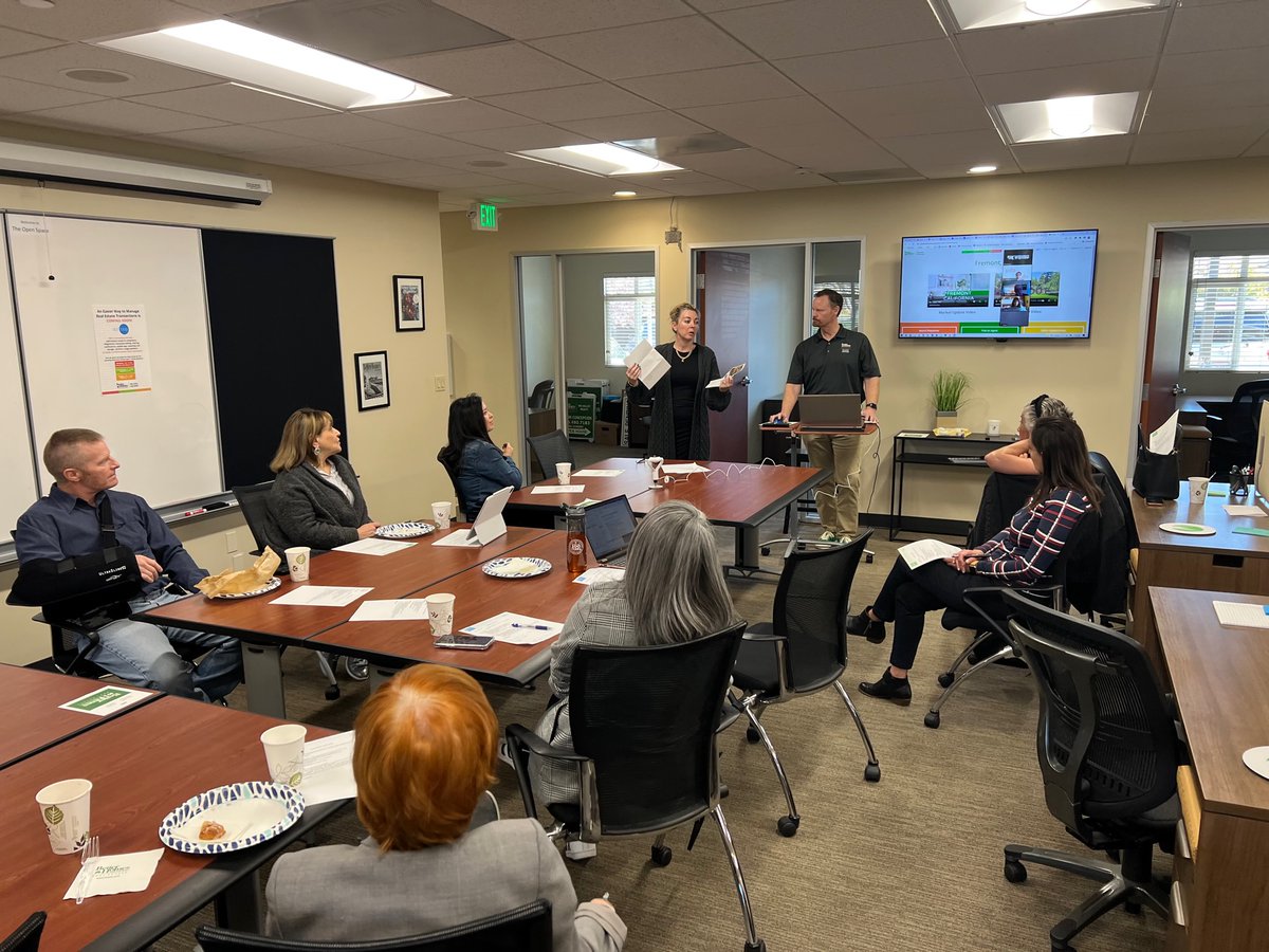 BHGRERP's tweet photo. Last week, we held our 1st in-person meetings in the East Bay in 2 years. We even got to personally welcome more than half a dozen new agents to these offices as part of our recent class of nearly 20 new agents company wide. #BHGRE #BeBetter https://t.co/b5N1XTFQ5d