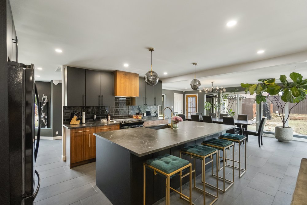 Job well done by our Silex crew to install this dreamy Saratoga Leathered Quartzite! $RJDG 
#kitchenremodeling #kitchendesign #kitchengoals #kitchenrenovation #kitchen #kitchenremodel