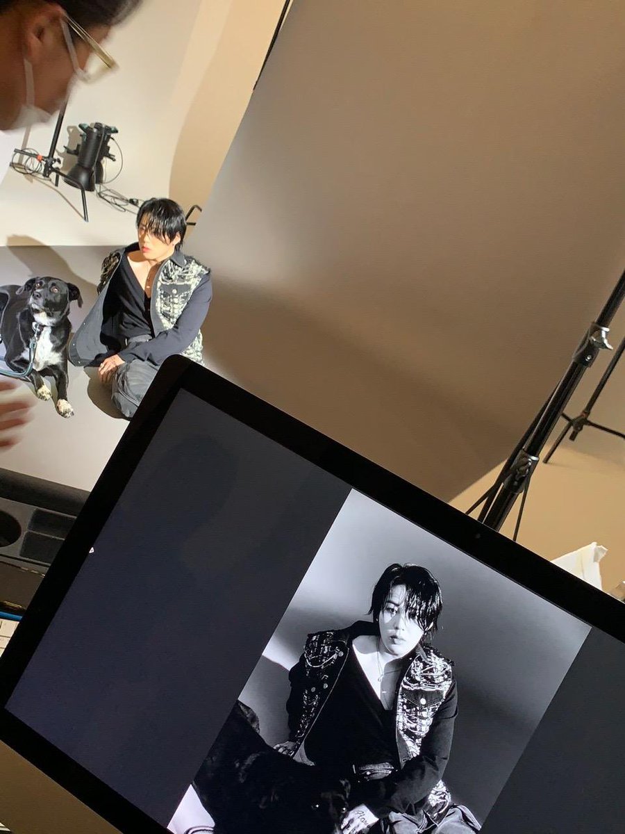 보이면쏜다빵빵 tweet media