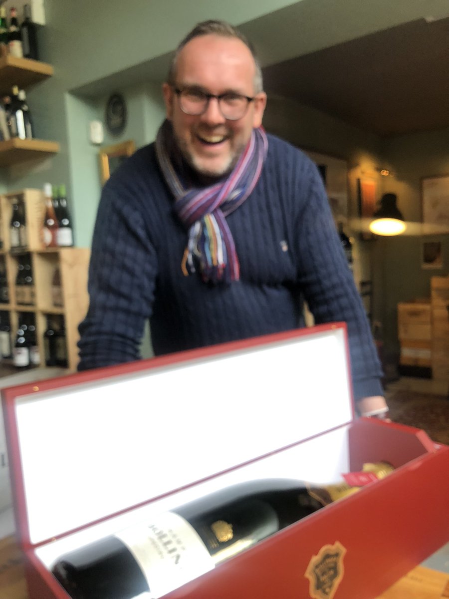 GreenManWines1's tweet photo. We ran out of regular sized bottles so one sensible customer went for an upgrade! It’s always good to go big with Champagne!

#salmanazar #champagne #occasion 

@BollingerUK @FindlaterandCo https://t.co/G8ZdMF9fWX
