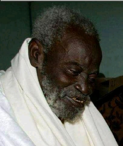 SGaydel's tweet photo. Serigbe Saliou Mbacké "Ab Mouride noumou meuna mél bou dé jang Khassida yi sama yaakar dou dioug ci mmm" https://t.co/Z5M7V5hT41