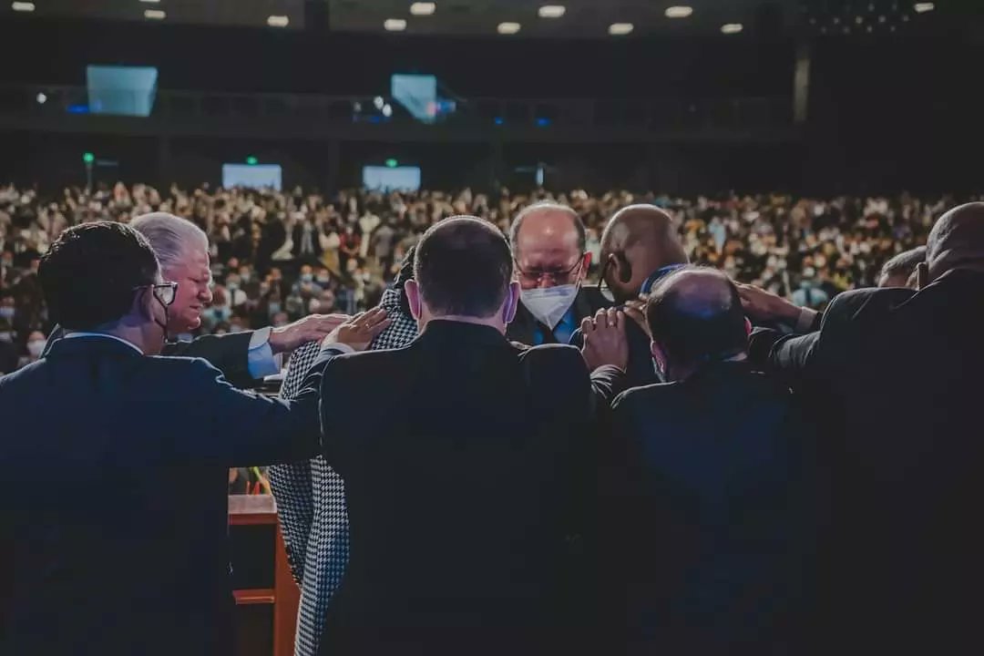 JoseArturoSotoB's tweet photo. Del a 1 al 4 de marzo, se desarrolló la Convención Nacional de Colombia 2022 en la ciudad de Bogotá. Fue de mucha bendición estar presentes, reunidos presencialmente y recibir un toque especial de parte del Espíritu Santo. #MMMColombia #MovimientoMisioneroMundial https://t.co/0pBKsXa9V5