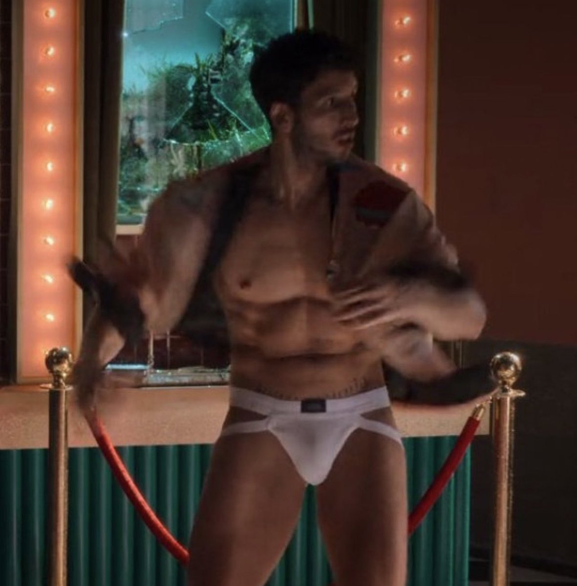 Slideshow sebastián yatra nude.
